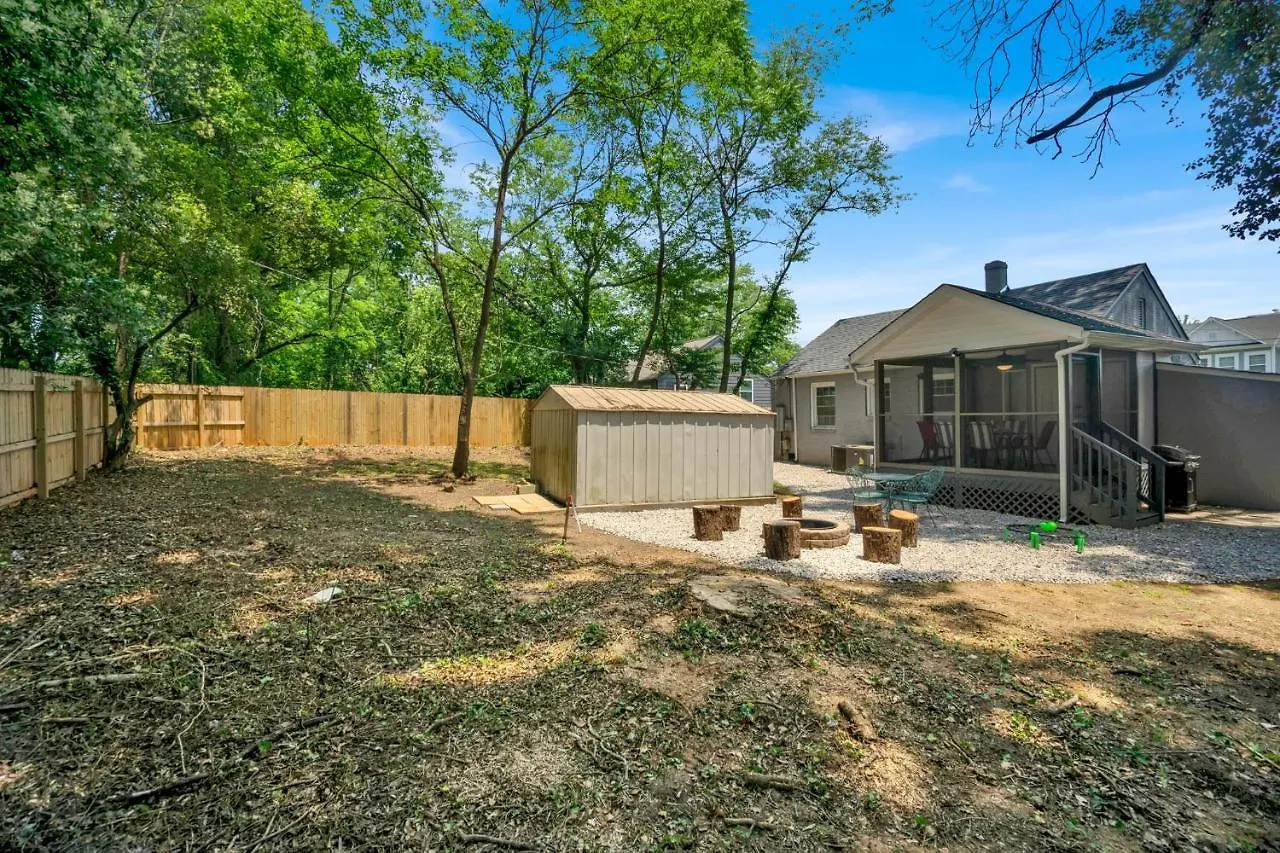 Charming 3 Bdrm In Charlotte - 1 Mile To Uptown Villa Holiday home